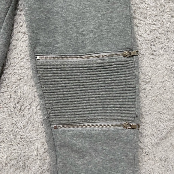 AAO Sweatpants - Picture 5 of 7